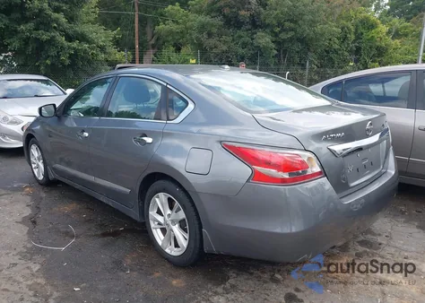 2015 Nissan Altima 2.5 Sl z USA, uszkodzony, nr VIN 1N4AL3AP9FC441969